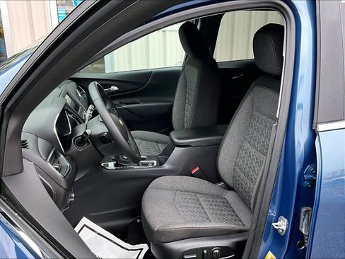 Used 2024 Chevrolet Equinox LT image 10