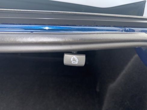 Used 2019 Chevrolet Malibu LS image 11