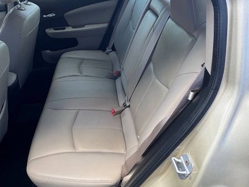 Used 2011 Chrysler 200 Limited FWD image 18