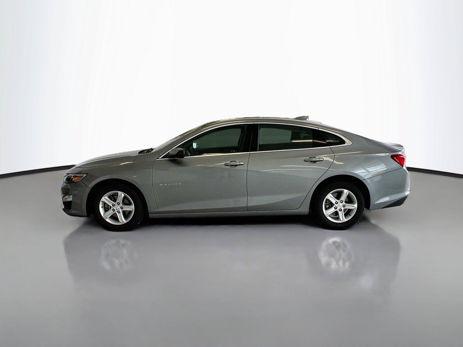 Used 2024 Chevrolet Malibu LT FWD image 8
