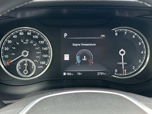 Used 2025 Genesis G70 2.5T w/ Sport Prestige Package image 25