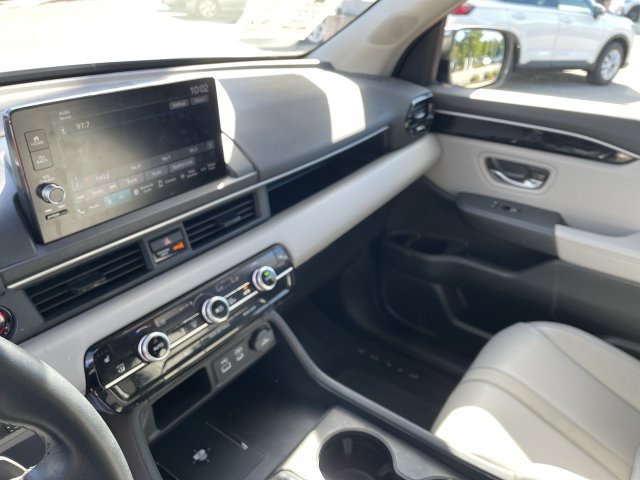 Used 2024 Honda Pilot EX-L image 13