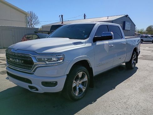 Used 2019 RAM 1500 Limited AWD/4WD image 2