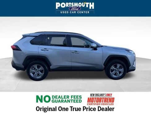Used 2024 Toyota RAV4 XLE image 6