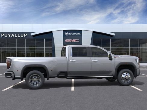 New 2026 GMC Sierra 3500 Denali w/ Denali Reserve Package AWD/4WD image 5