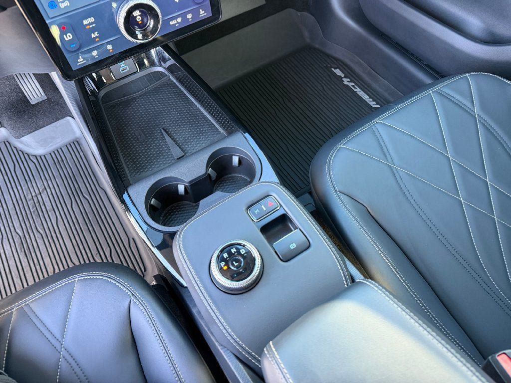 Used 2024 Ford Mustang Mach-E Select w/ Comfort Package Lite RWD image 18