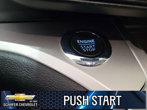 Used 2022 Ford Explorer XLT image 32