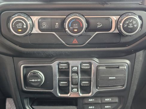 Used 2020 Jeep Wrangler Unlimited Sport AWD/4WD image 22