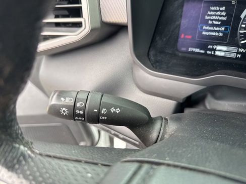 Used 2024 Toyota Tundra Limited AWD/4WD image 34
