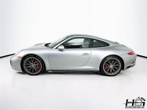 Used 2018 Porsche 911 Carrera 4S image 9