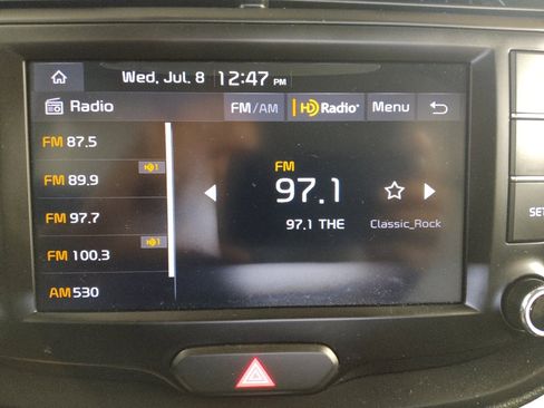 Used 2023 Kia Soul LX w/ LX Technology Package FWD image 25