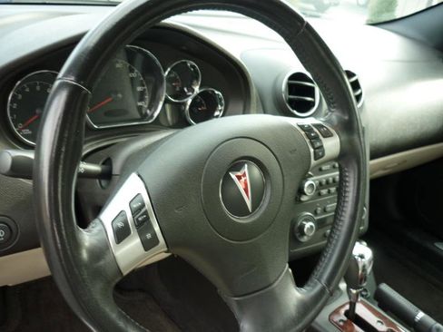 Used 2008 Pontiac G6 GT w/ Sport Package image 13