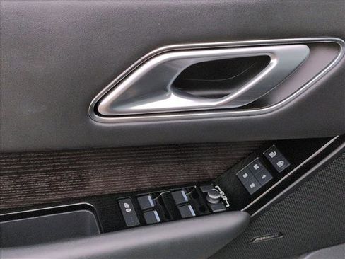 Used 2024 Land Rover Range Rover Velar Dynamic HSE image 10