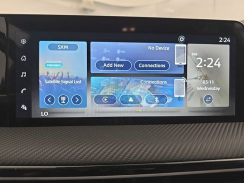 Used 2025 Nissan Kicks SR image 30