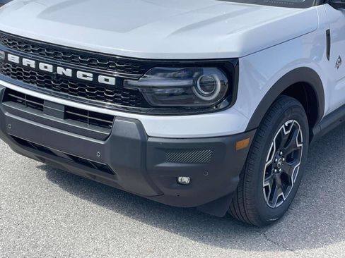 New 2026 Ford Bronco Sport Outer Banks w/ Outer Banks Tech Package+ AWD/4WD image 13