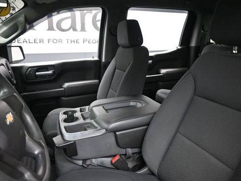 Used 2020 Chevrolet Silverado 1500 Custom w/ Custom Value Package AWD/4WD image 17