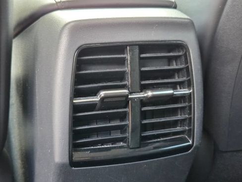 Used 2023 Kia Niro EX FWD image 13