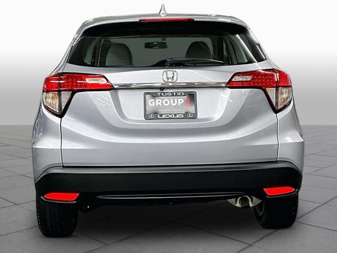 Used 2021 Honda HR-V LX image 5