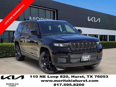 Used 2025 Jeep Grand Cherokee L Laredo image 1