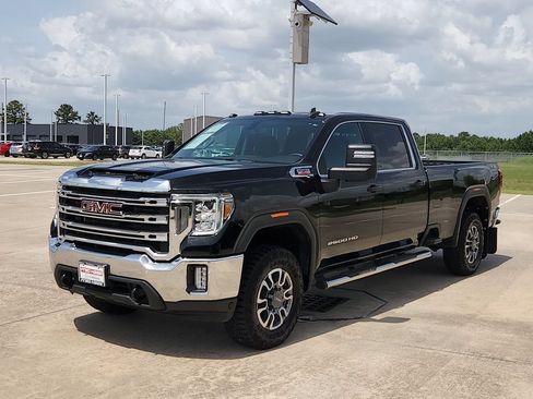Used 2022 GMC Sierra 2500 SLE w/ SLE Convenience Package AWD/4WD image 9