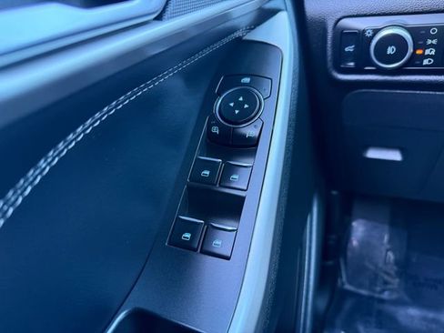 Used 2023 Ford Explorer XLT w/ Equipment Group 202A image 19