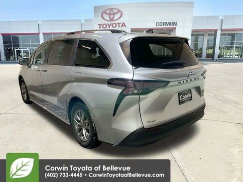 Certified 2024 Toyota Sienna XLE image 6