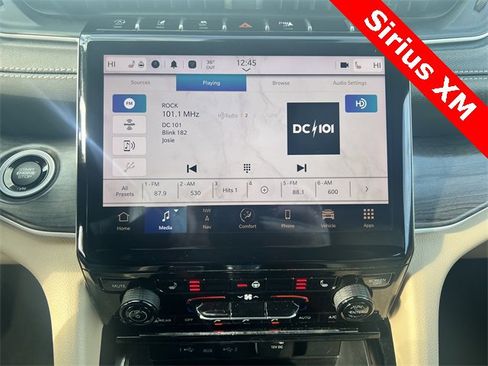 Used 2023 Jeep Grand Cherokee L Limited image 34