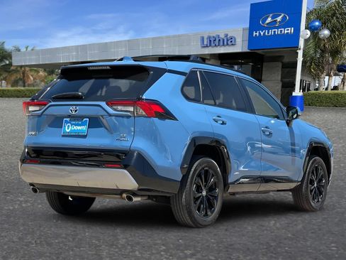 Used 2024 Toyota RAV4 SE AWD/4WD image 3