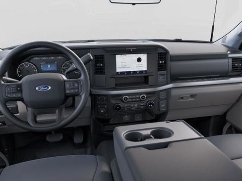 New 2025 Ford F250 XLT image 29