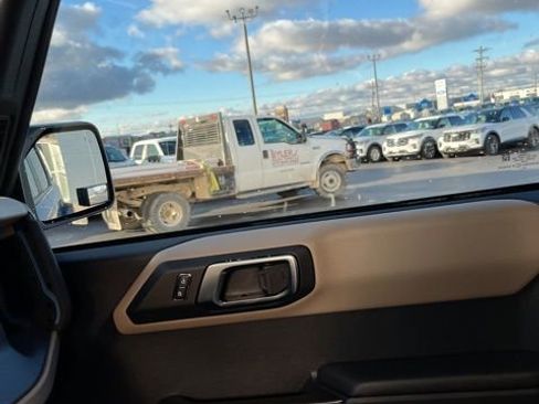 Used 2024 Ford Bronco Wildtrak image 29