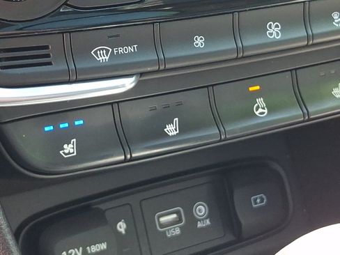 Used 2019 Hyundai Santa Fe AWD image 27