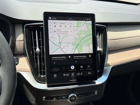 Certified 2025 Volvo XC90 B6 Core AWD/4WD image 19