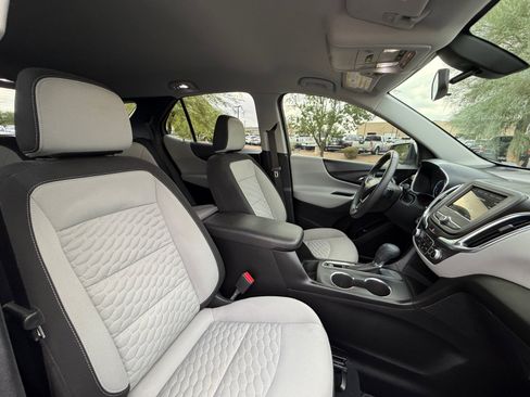 Used 2019 Chevrolet Equinox LT FWD image 19