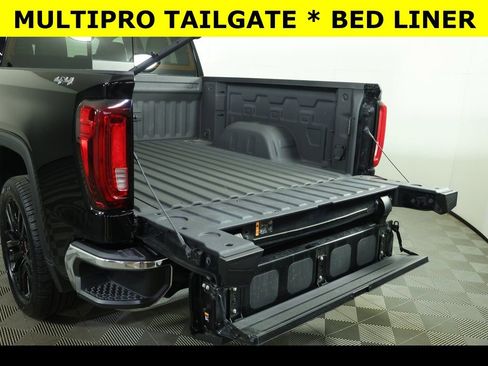 Used 2023 GMC Sierra 1500 SLT w/ SLT Convenience Package image 13