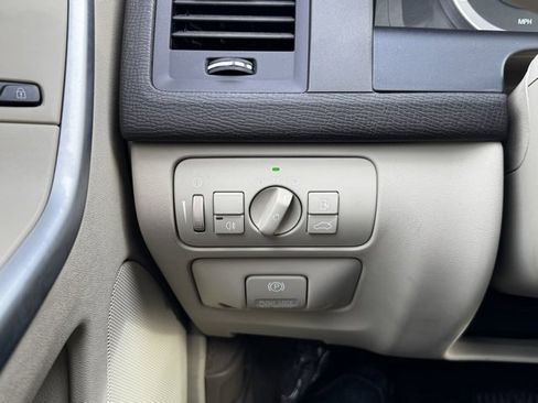 Used 2011 Volvo XC60 T6 image 28