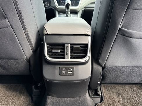 Certified 2024 Subaru Outback Premium image 23