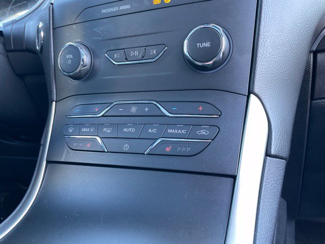 Used 2020 Ford Edge ST-Line AWD/4WD image 30