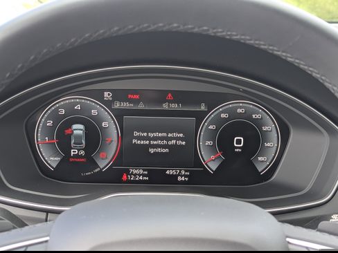 Certified 2025 Audi Q5 2.0T Premium w/ Convenience Plus Package image 32