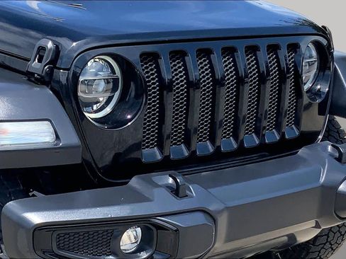 Used 2022 Jeep Wrangler Unlimited Sport AWD/4WD image 26