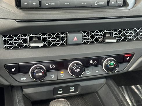 Used 2023 Honda Accord EX image 26
