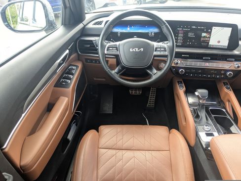 Certified 2025 Kia Telluride SX X-Line image 36