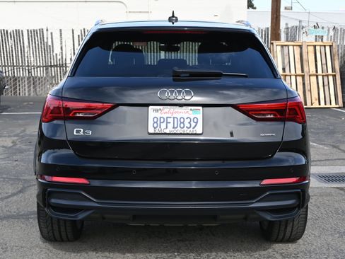 Used 2020 Audi Q3 2.0T Premium Plus w/ Premium Plus Package AWD/4WD image 4