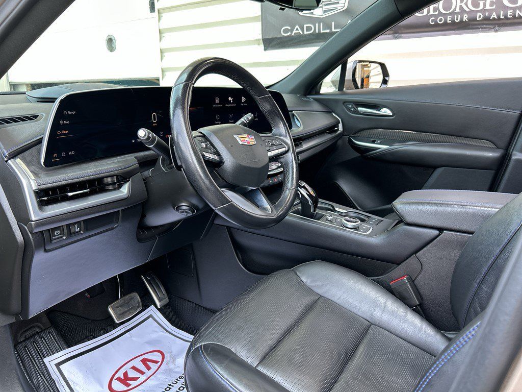 Certified 2024 Cadillac XT4 Sport AWD/4WD image 8