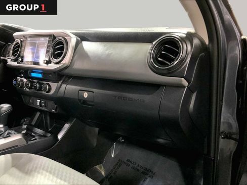 Used 2023 Toyota Tacoma SR5 AWD/4WD image 19