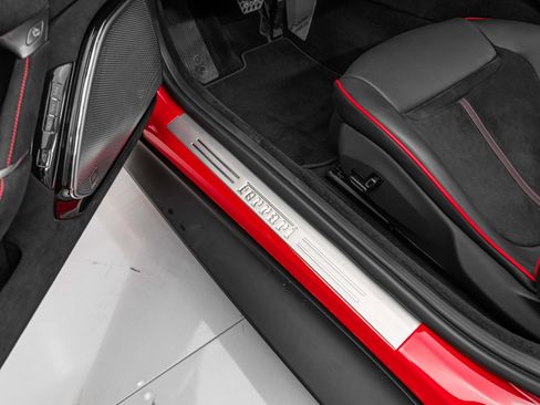 Certified 2025 Ferrari Roma Spider image 36