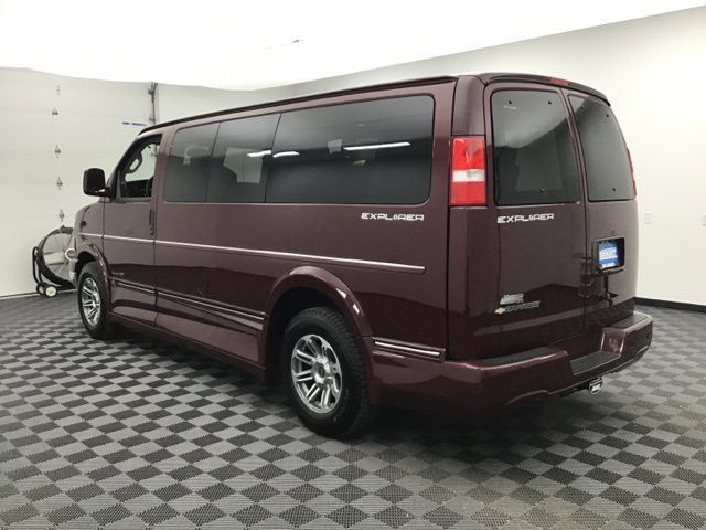Used 2023 Chevrolet Express 2500 RWD image 12