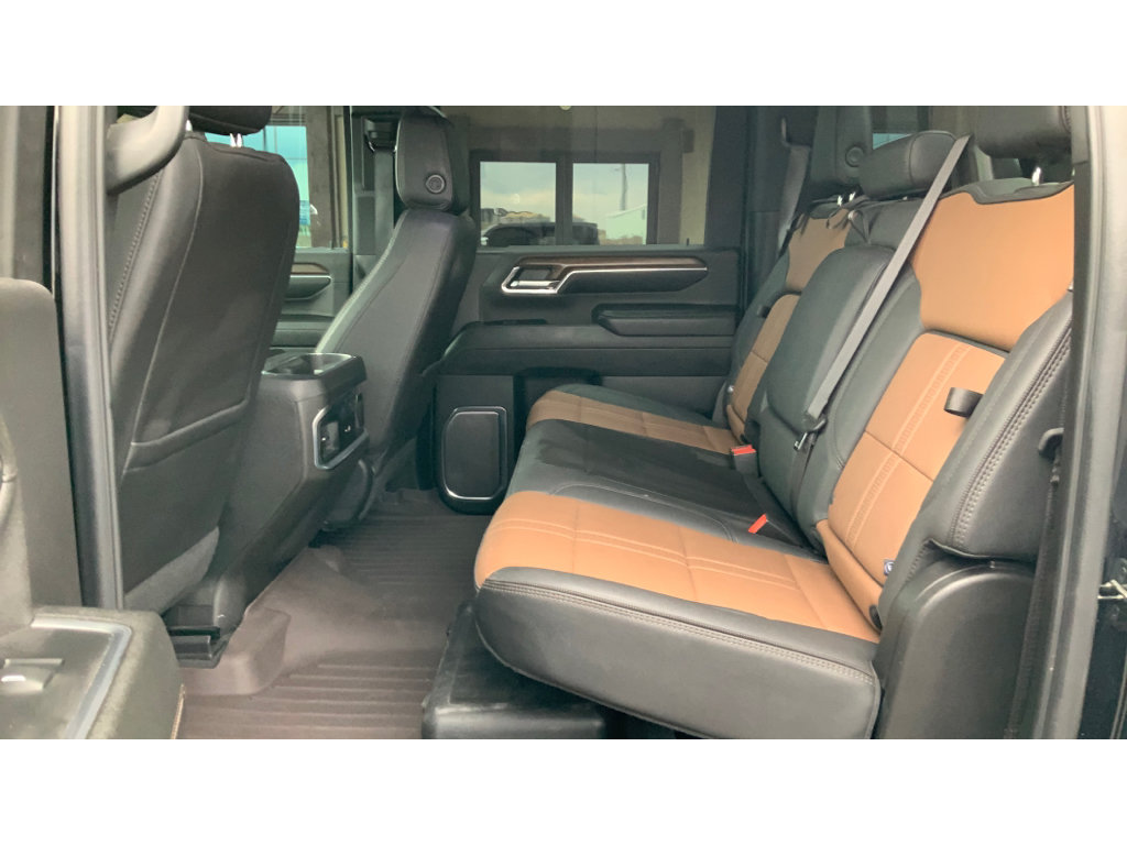 Used 2024 Chevrolet Silverado 3500 High Country w/ High Country Premium Package AWD/4WD image 18