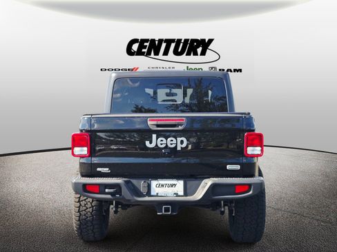 Used 2020 Jeep Gladiator Overland w/ Popular Equipment Package AWD/4WD image 5