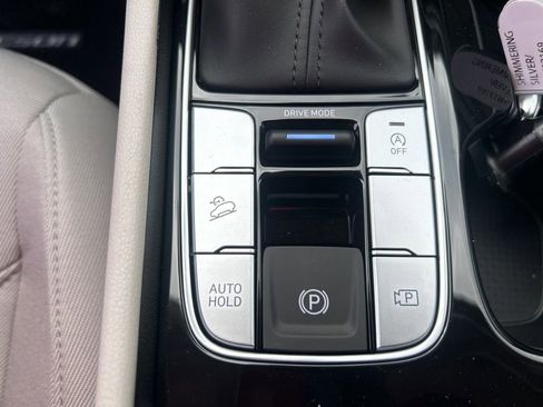 Used 2026 Hyundai Tucson SE image 17