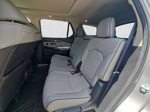 Used 2025 Honda Pilot Elite image 16